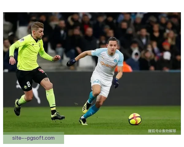 保罗索萨赛季初离任萨勒尼塔纳引发关注与讨论