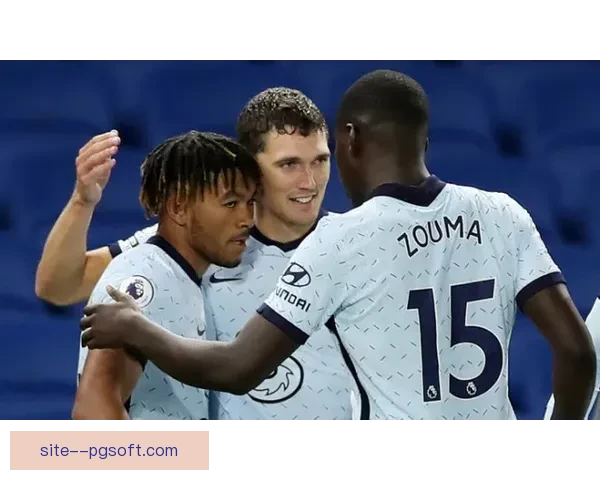 斯乔克努斯肯在切尔西女足多面手角色中发挥关键作用担任中场与防线核心